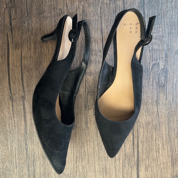 *A NEW DAY* Black x Tan Suede Slingback Heels Size 8 - Picture 2 of 6